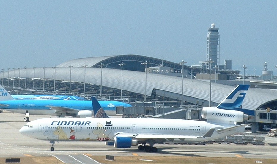 丸福珈琲店監修嘅中華航空關空線機內食