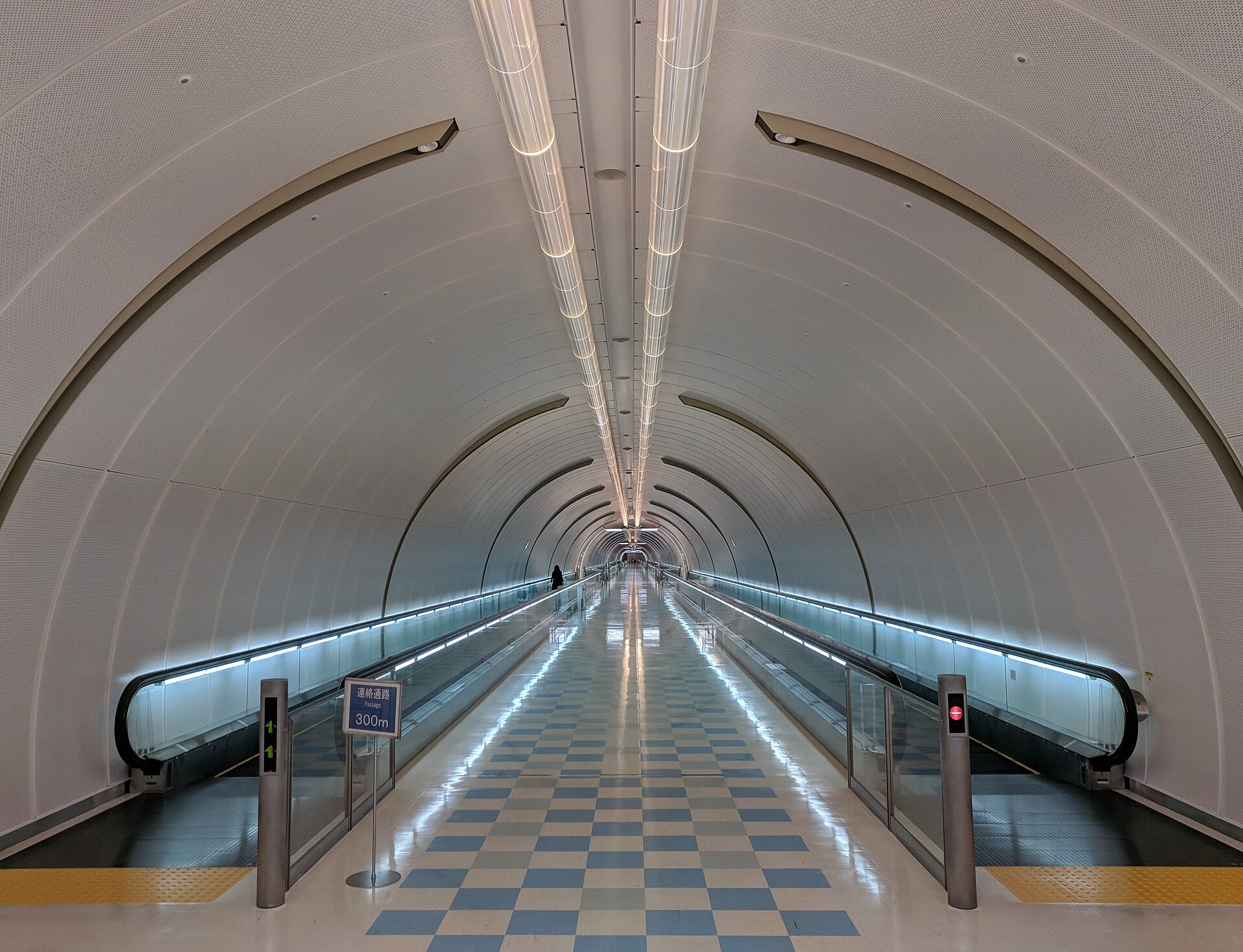 成田機場跑道與滑行道高空畫面