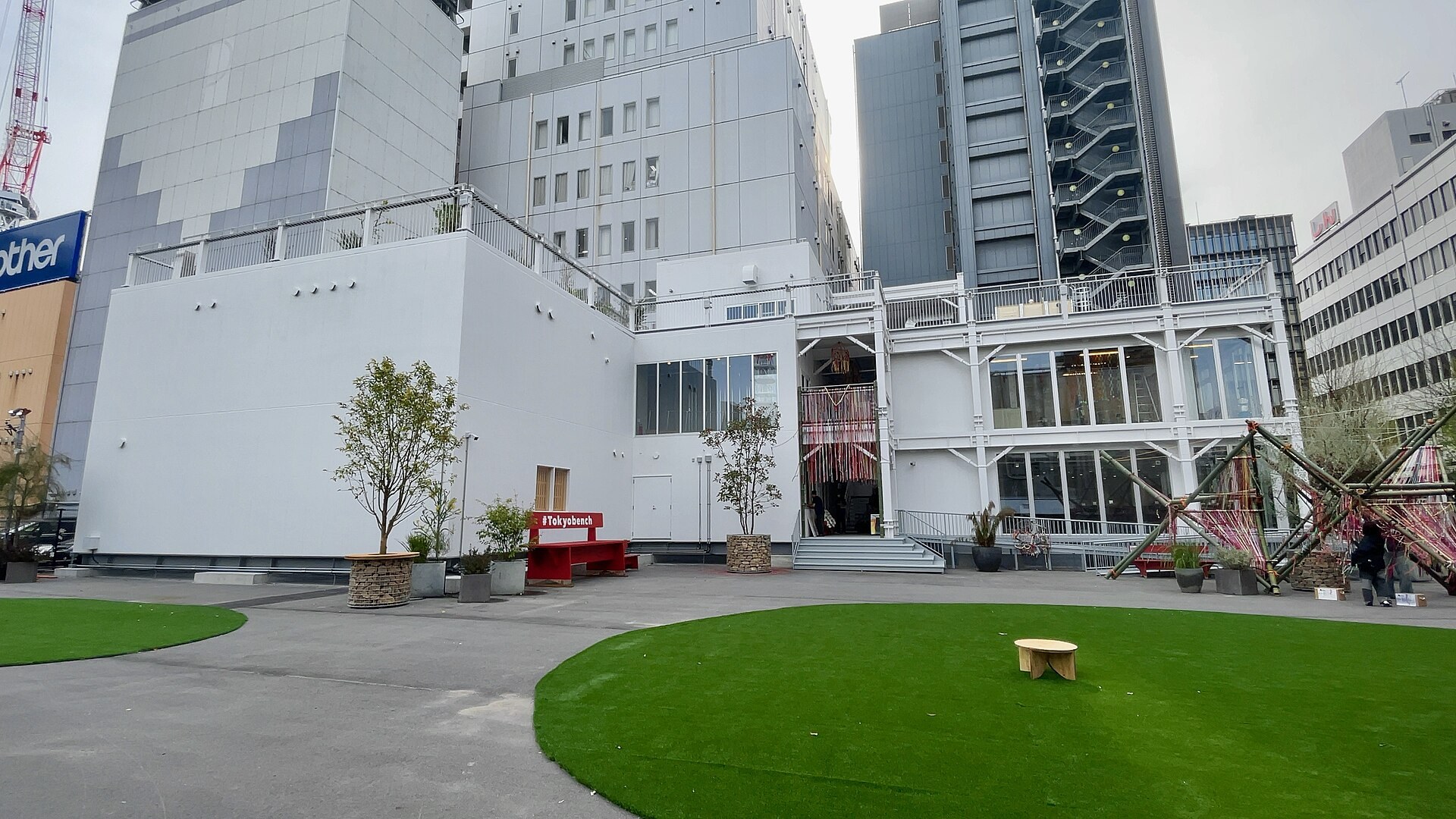 名古屋榮區街景同户外廣場文化活動場景示意