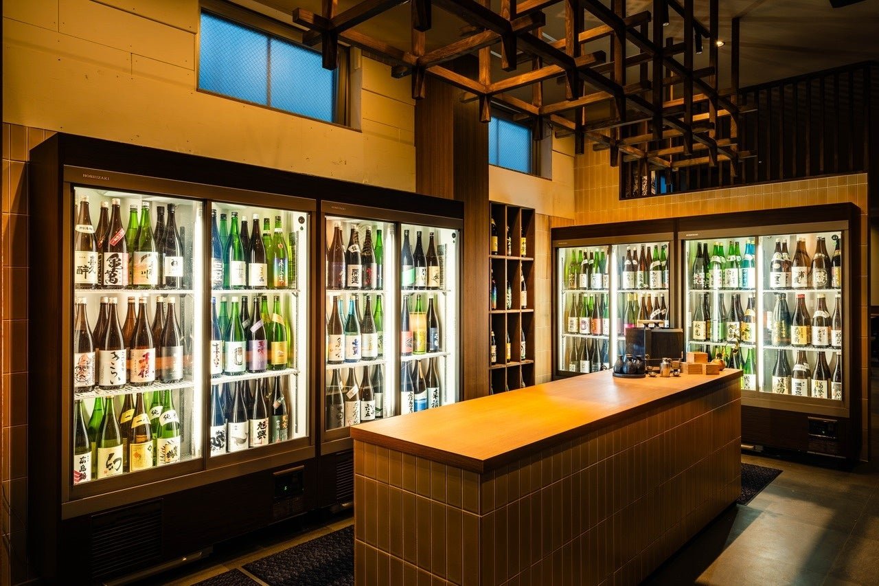 全国の日本酒がセルフ式で飲み放題（画像：日本旅遊｜PR TIMES 美食公告）