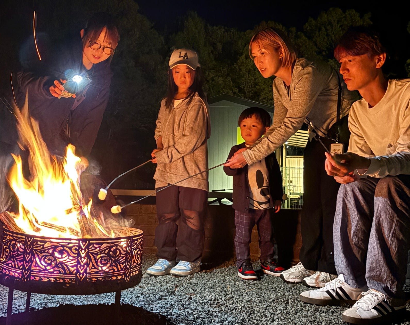 鄰近伊勢神宮嘅「Luxury Trailers 離宮 伊勢」拖車式glamping設施外觀(圖片:PR TIMES)