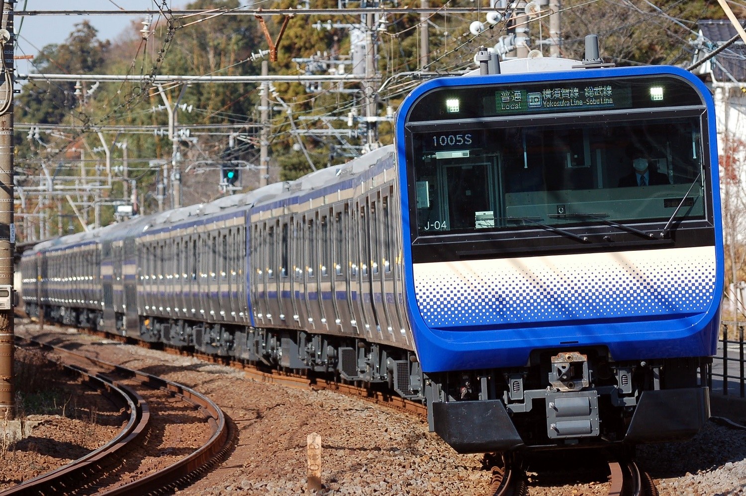 東京至品川間嘅鐵路，因工程而暫停運行的示意畫面。