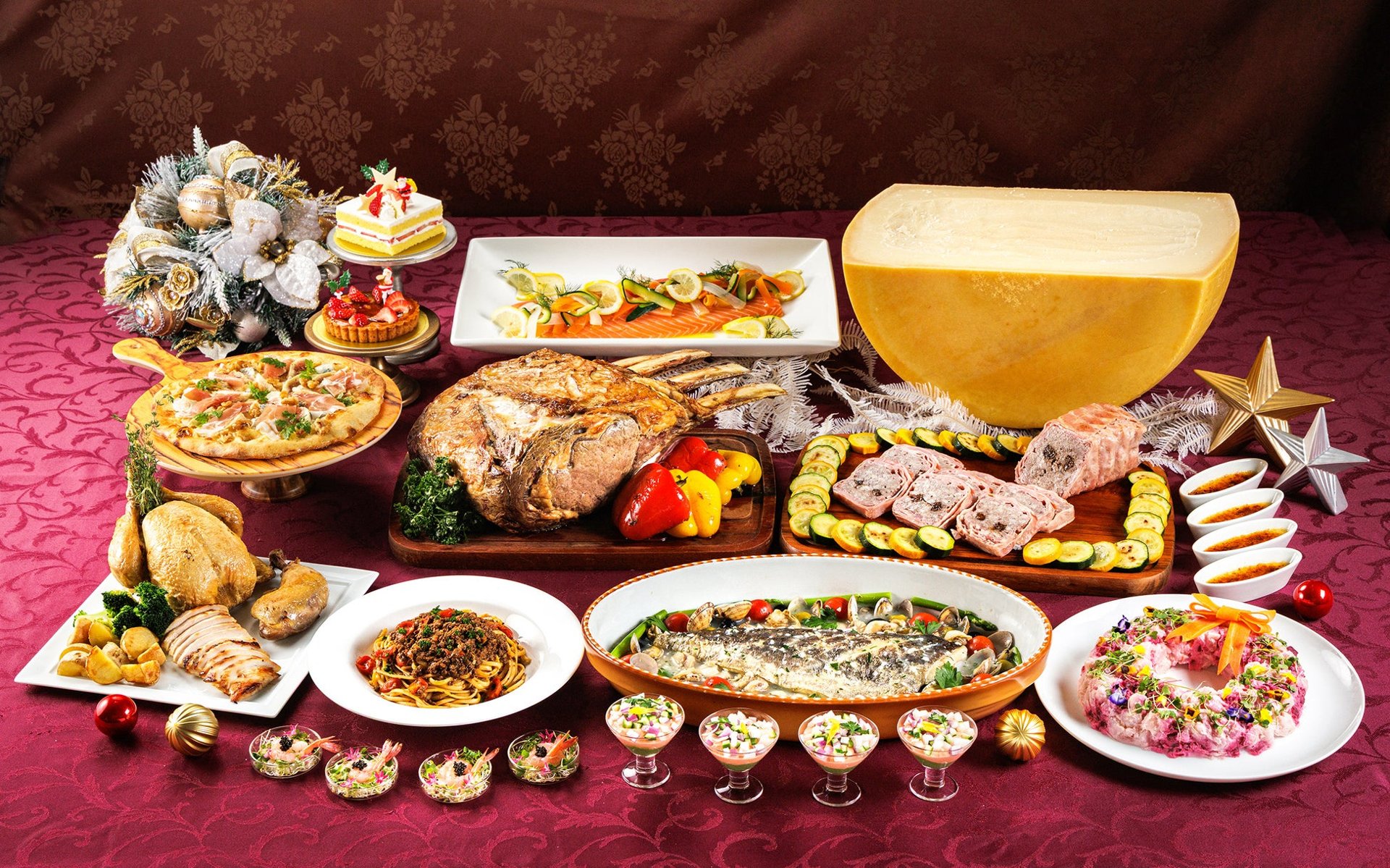 Christmas Special Dinner Buffet 形象圖（ホテルメトロポリタン エドモント「ベルテンポ」）