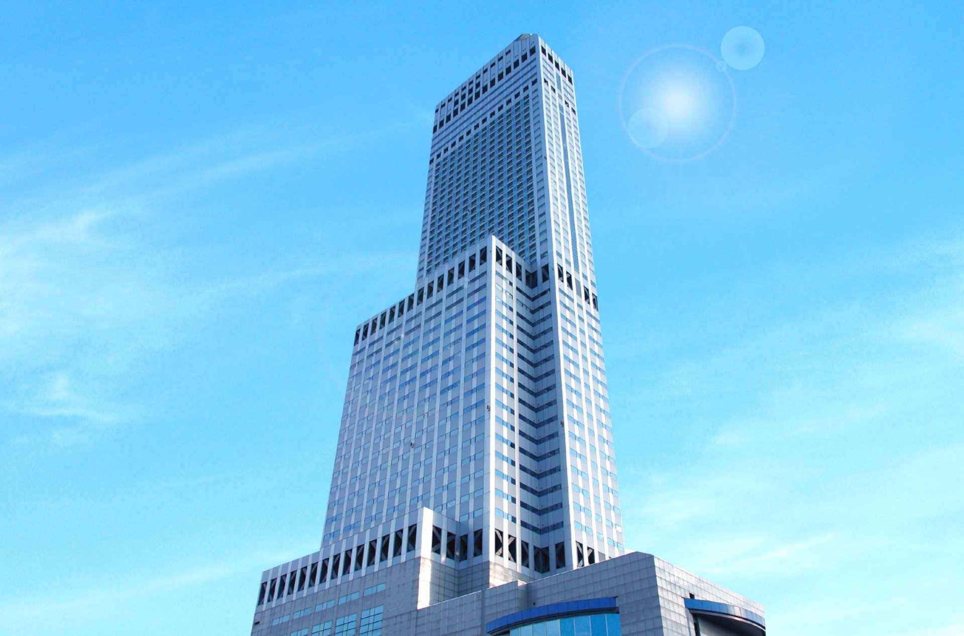 Stargate Hotel Kansai Airport 外觀，關西機場對岸嘅超高层建筑