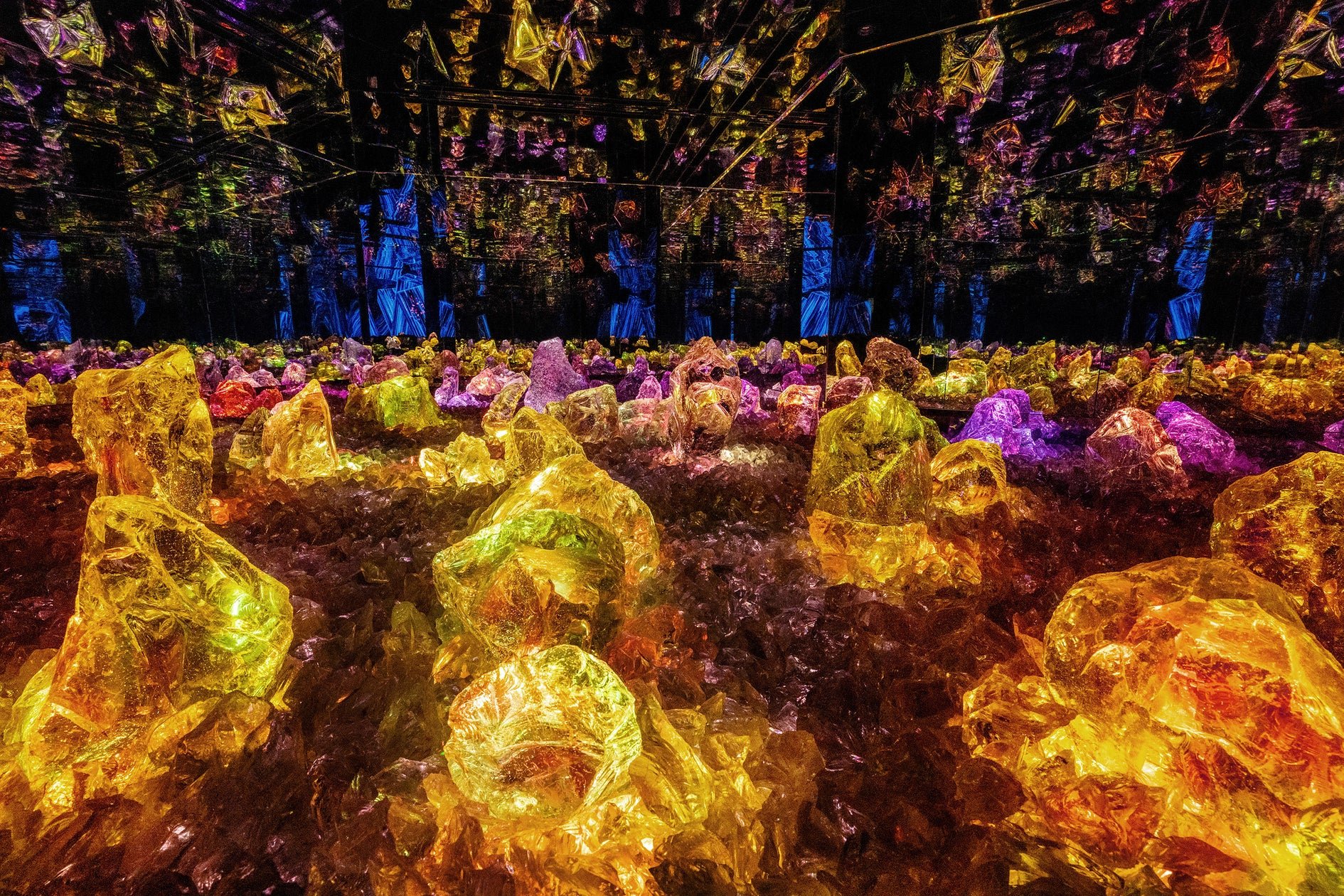 teamLab Biovortex 京都《凝固した光の海》內新設茶室「一滴庵」官方資料圖片
