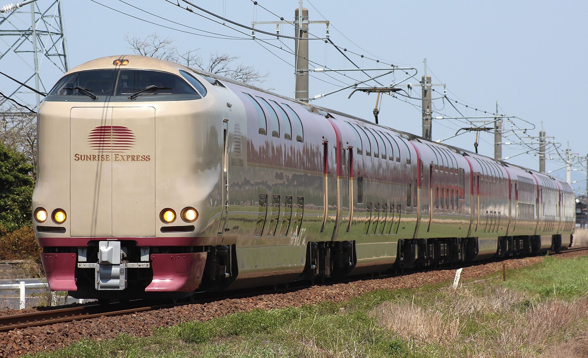 夜行寢台特急サンライズ出雲(285系)列車外觀