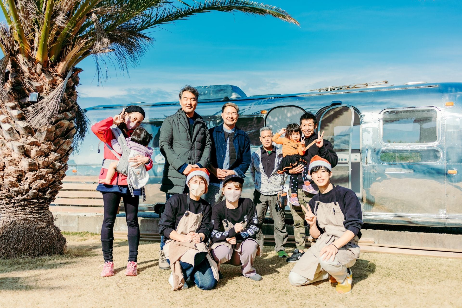 毛蟹村村長宮西秀実，佢有「Airstream Hunter」稱號