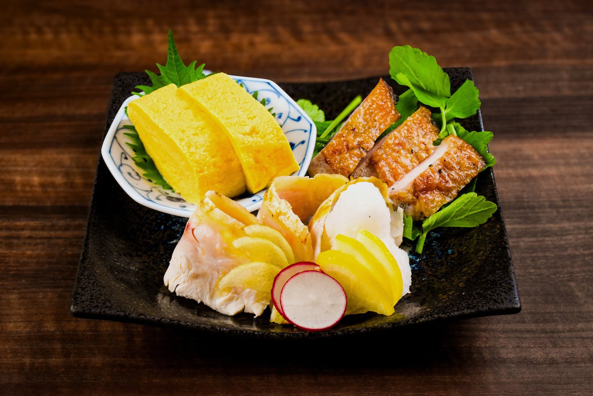 虎ノ門ヒルズ店限定菜單「名古屋コーチン盛り合わせ」