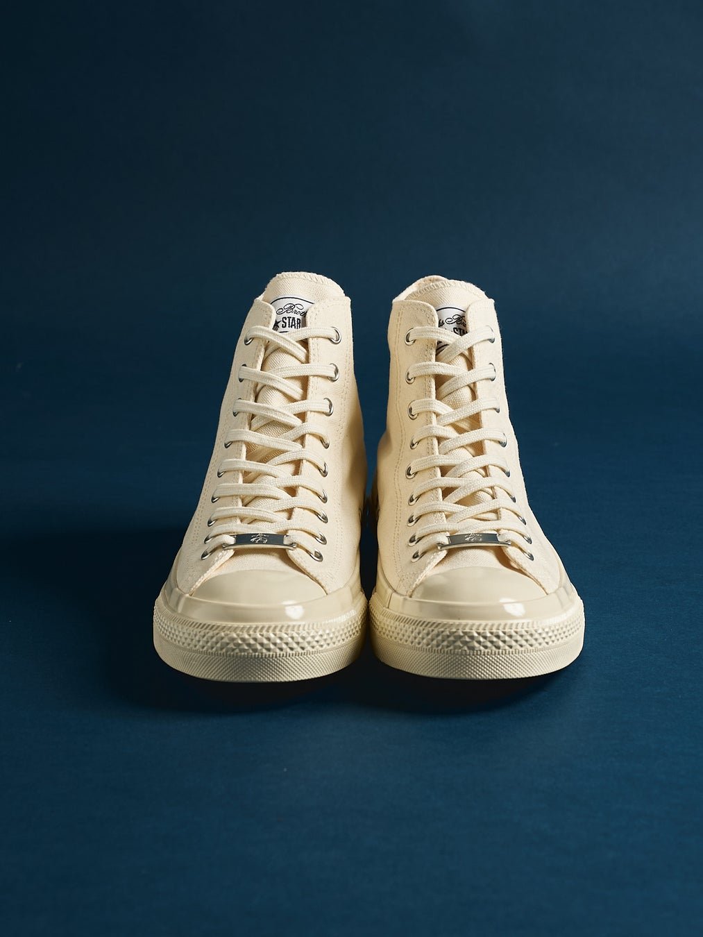 Brooks Brothers × CONVERSE ALL STAR AGED HI 聯名鞋（navy），¥16,500 含稅