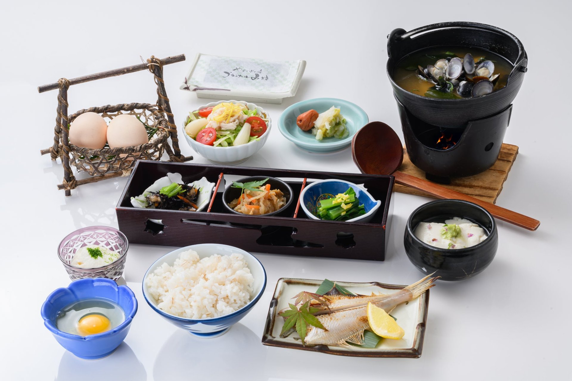 鳥取三朝温泉湯宿「ブランナールみささ」冬季蟹料理套餐現已開售